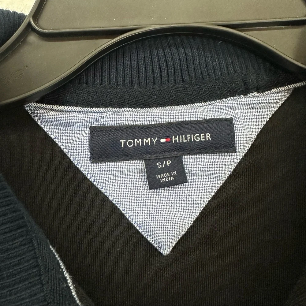 Tommy Hilfiger Quarter Zip Sweatshirt‎ Men’s Small Black